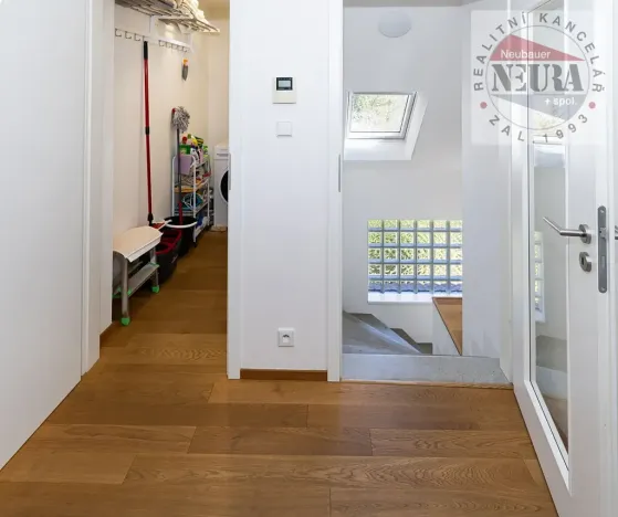 Pronájem bytu 4+kk, Praha - Motol, U hrušky, 150 m2