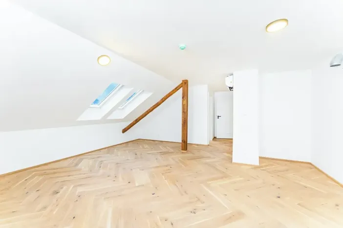 Prodej bytu 2+kk, Praha - Vršovice, Žitomírská, 54 m2