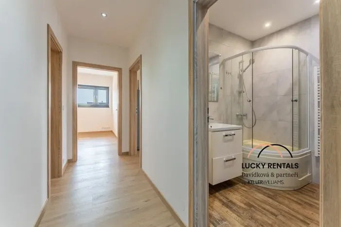 Pronájem bytu 2+kk, Čestlice, Habrová, 59 m2