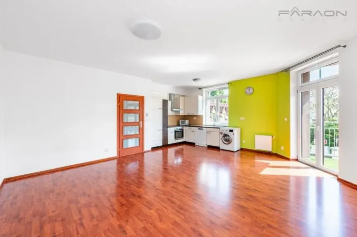 Pronájem bytu 1+kk, Praha - Lochkov, Cementářská, 43 m2