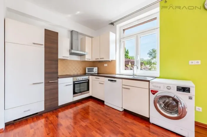 Pronájem bytu 1+kk, Praha - Lochkov, Cementářská, 43 m2