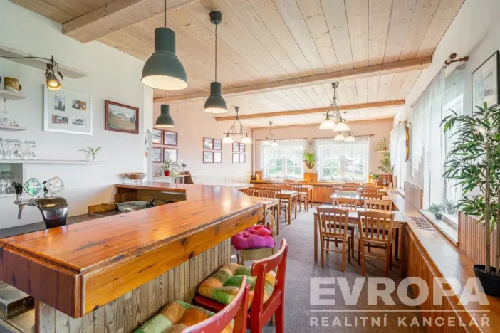 Prodej ubytování, Benecko, 425 m2
