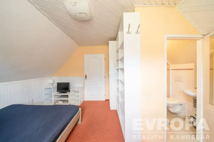 Prodej ubytování, Benecko, 425 m2
