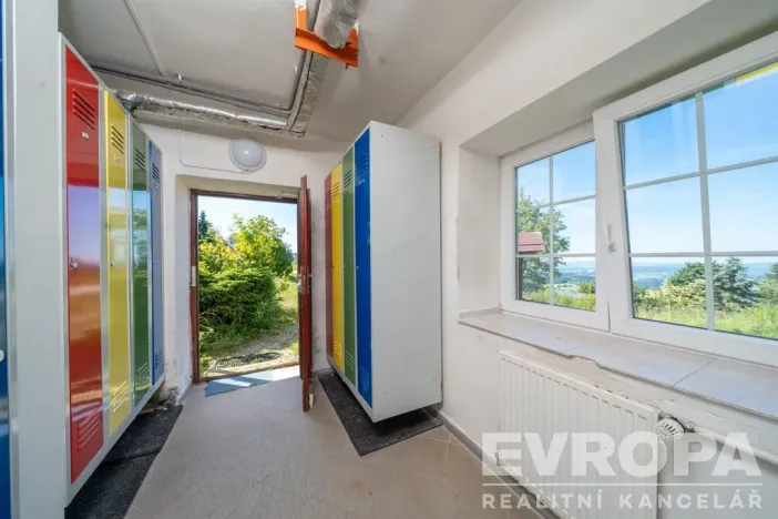 Prodej ubytování, Benecko, 425 m2