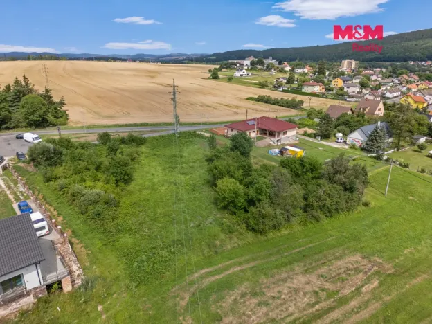 Prodej pozemku pro bydlení, Komárov, 4052 m2