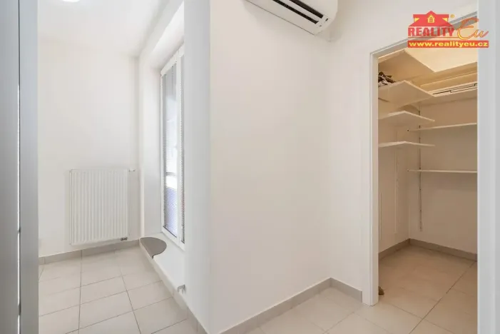 Prodej bytu 3+kk, Hradec Králové, K Meteoru, 74 m2