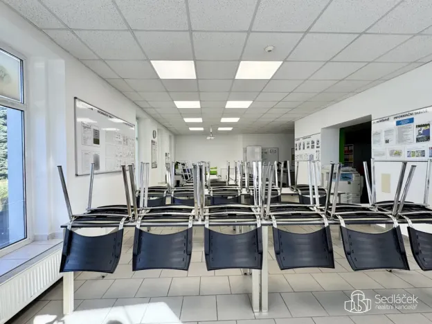 Pronájem obchodního prostoru, Sokolov, Ondříčkova, 100 m2