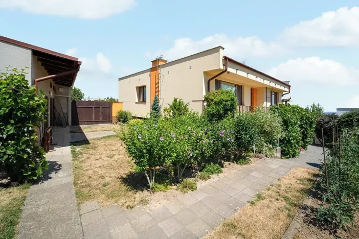 Prodej rodinného domu, Miroslav, Na kopci, 233 m2