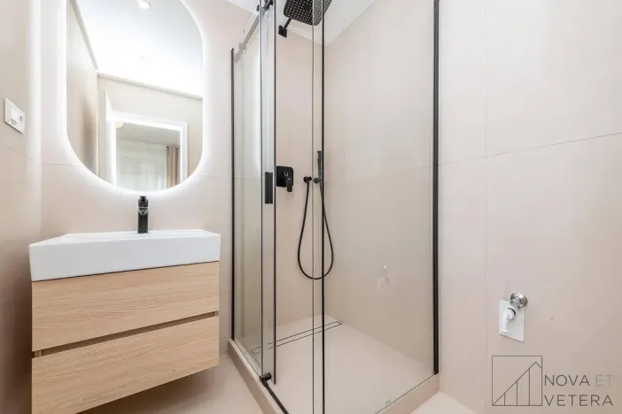 Prodej bytu 4+kk, Praha - Vršovice, U Slavie, 80 m2