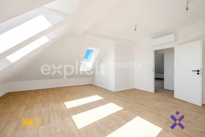 Pronájem bytu 3+kk, Hostovlice, 94 m2
