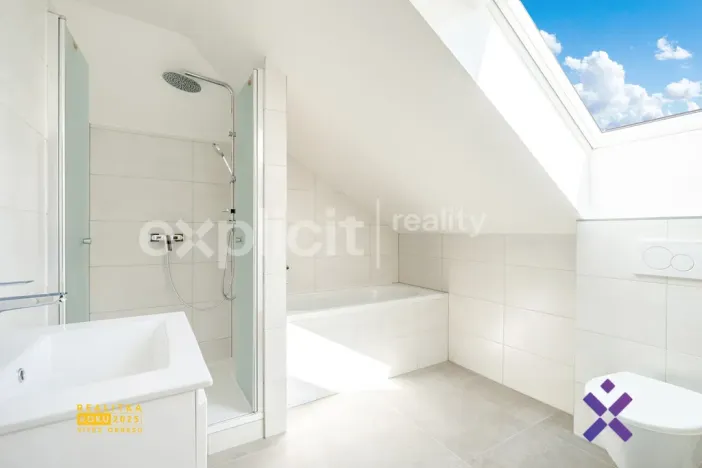 Pronájem bytu 3+kk, Hostovlice, 94 m2
