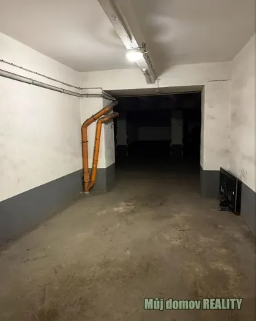 Pronájem skladu, Praha - Smíchov, 120 m2