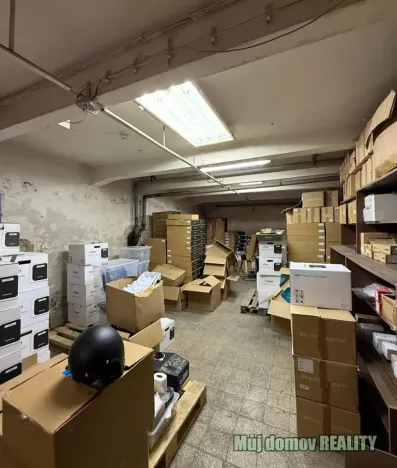 Pronájem skladu, Praha - Smíchov, 120 m2