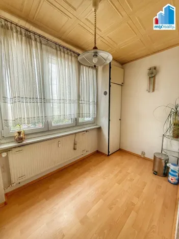 Prodej bytu 2+1, Nýřany, Komenského, 56 m2
