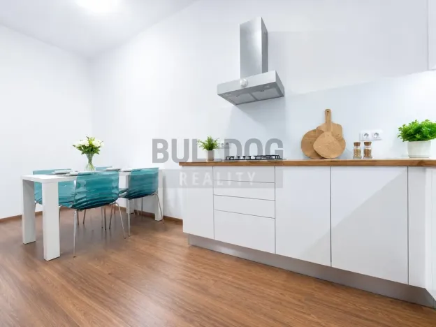 Pronájem bytu 2+kk, Praha - Vinohrady, Orlická, 71 m2
