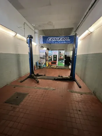 Pronájem komerční nemovitosti, Praha - Břevnov, Diskařská, 700 m2