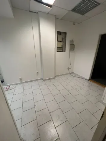 Pronájem komerční nemovitosti, Praha - Břevnov, Diskařská, 700 m2