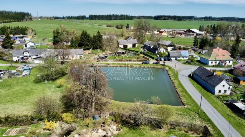 Prodej pozemku pro bydlení, Bezvěrov, 665 m2
