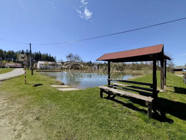 Prodej pozemku pro bydlení, Bezvěrov, 665 m2