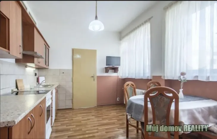 Pronájem bytu 3+1, Praha - Holešovice, 130 m2