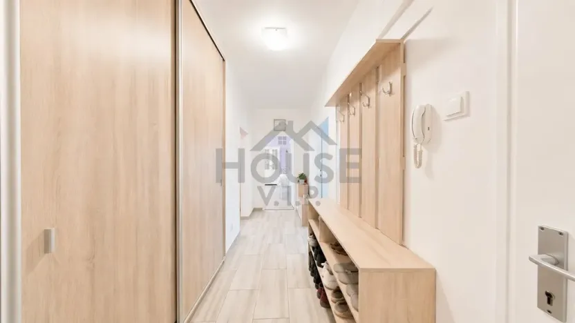 Prodej bytu 3+1, Praha, Budějovická, 77 m2