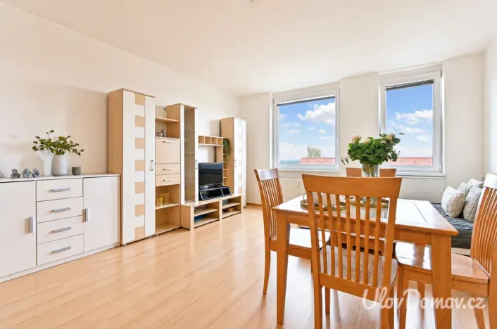 Prodej bytu 1+kk, Praha - Prosek, Nad šestikopy, 37 m2