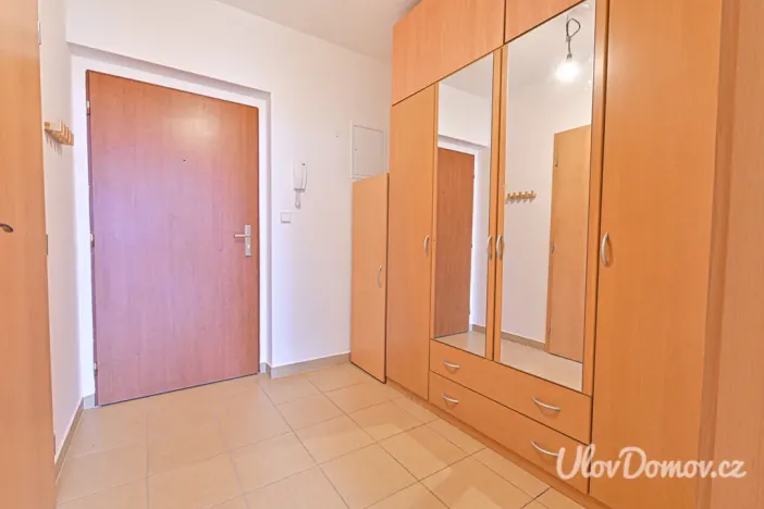 Prodej bytu 1+kk, Praha - Prosek, Nad šestikopy, 37 m2