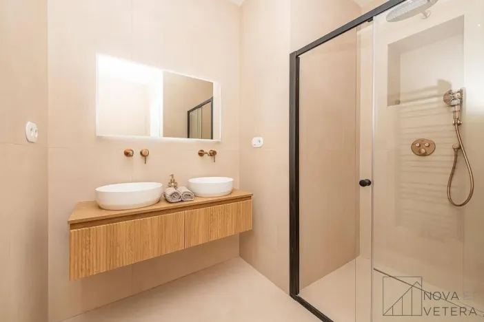 Prodej bytu 2+kk, Praha - Vinohrady, Chodská, 64 m2