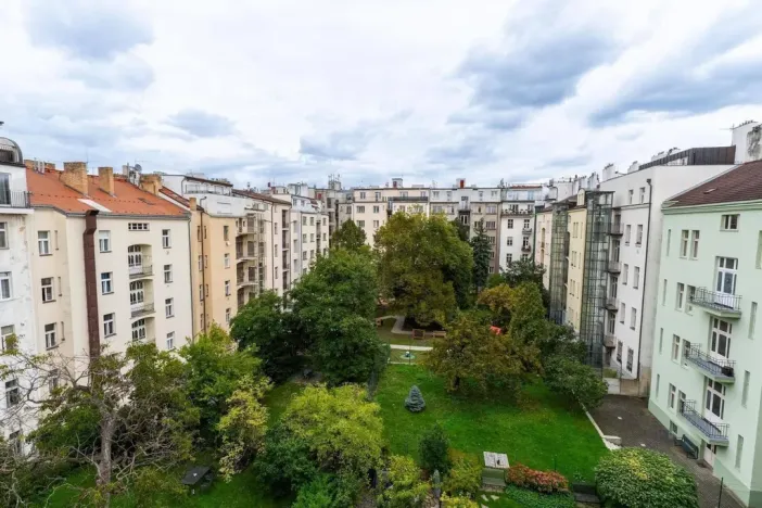 Prodej bytu 2+kk, Praha - Vinohrady, Chodská, 64 m2