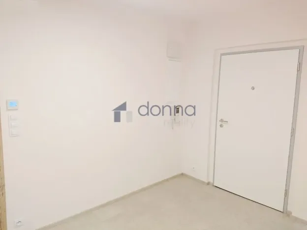 Pronájem bytu 2+kk, Praha, Křižíkova, 53 m2