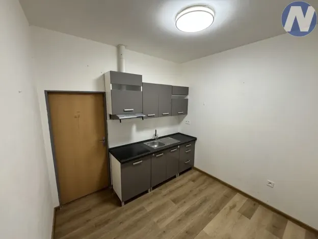 Pronájem bytu 1+kk, Písek, Rokycanova, 30 m2