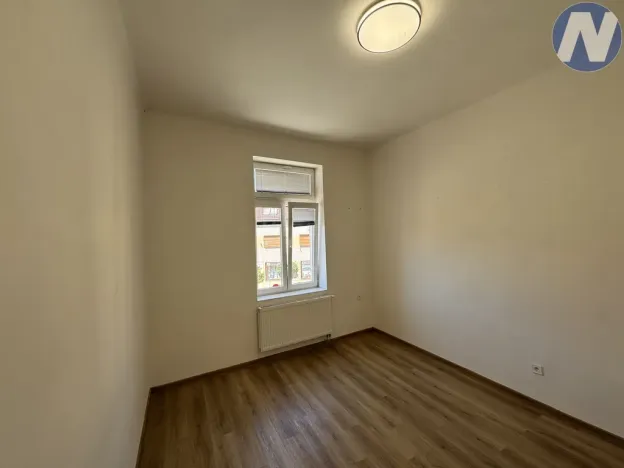 Pronájem bytu 1+kk, Písek, Rokycanova, 30 m2