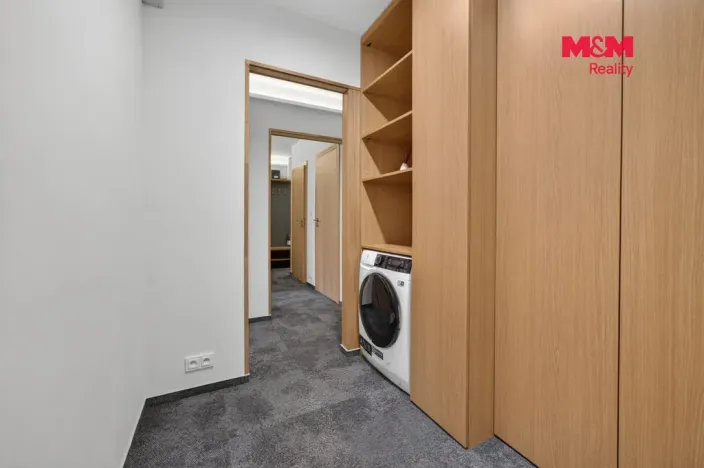 Prodej bytu 2+1, Třeboň - Třeboň II, Hliník, 62 m2
