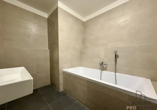 Pronájem bytu 2+kk, Brno, Jižní, 51 m2