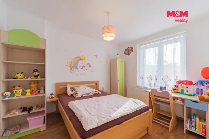 Prodej bytu 3+1, Vojtanov, Nádražní čtvrť, 83 m2