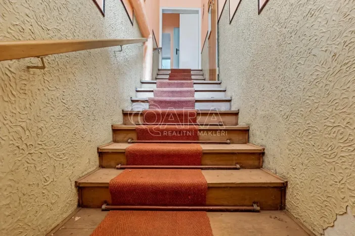 Prodej rodinného domu, Vodňany - Vodňany II, nám. 5. května, 190 m2