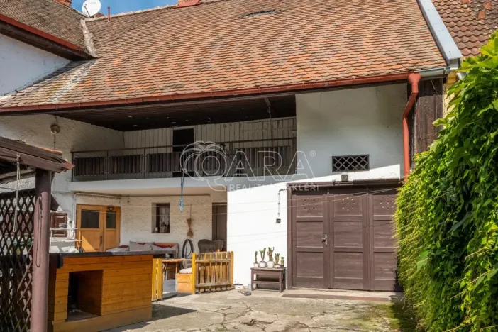 Prodej rodinného domu, Vodňany - Vodňany II, nám. 5. května, 190 m2