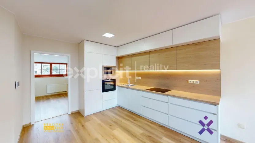 Pronájem bytu 2+kk, Uherský Brod, Masarykovo nám., 47 m2