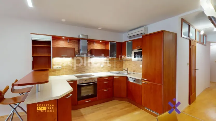 Pronájem bytu 2+kk, Uherský Brod, Masarykovo nám., 80 m2