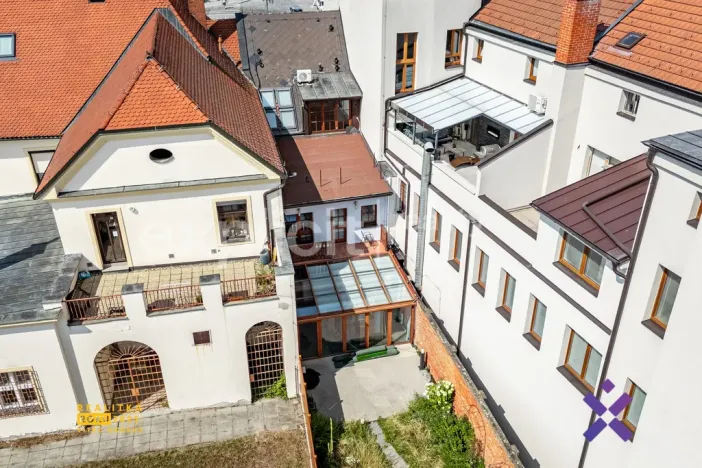 Pronájem bytu 2+kk, Uherský Brod, Masarykovo nám., 80 m2