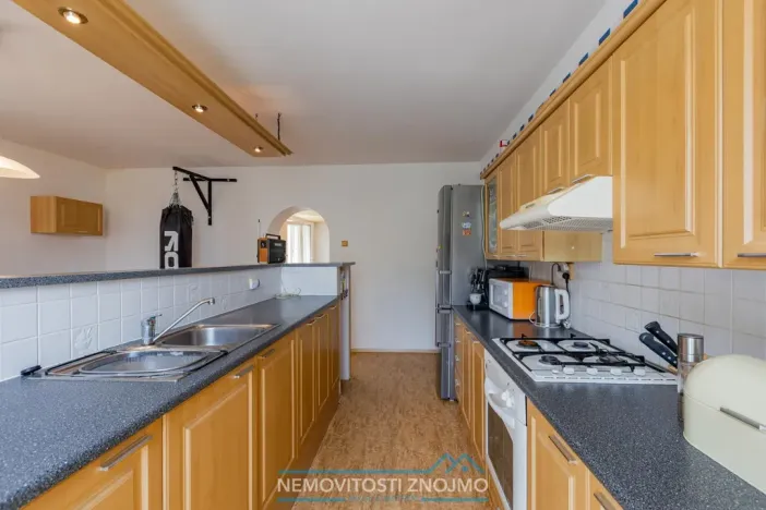 Prodej rodinného domu, Znojmo, Gagarinova, 229 m2