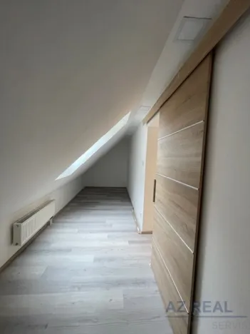 Prodej bytu 2+1, Liberec, Hodkovická, 76 m2