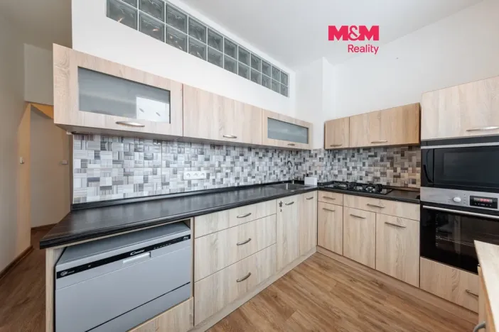 Prodej bytu 3+1, Hranice, Vítězná, 63 m2