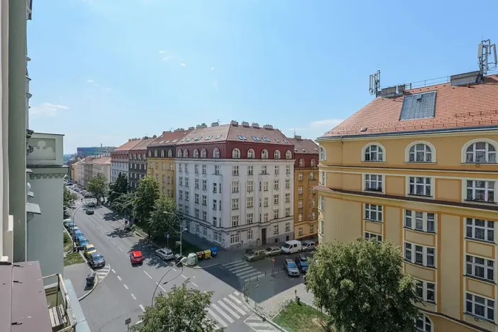 Pronájem bytu 1+kk, Praha - Vršovice, Kodaňská, 33 m2