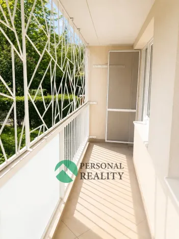 Pronájem bytu 4+kk, Praha - Prosek, Novoborská, 75 m2