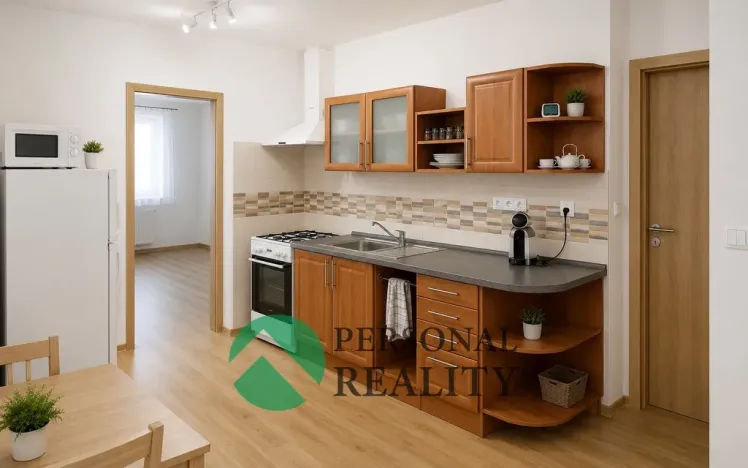 Pronájem bytu 4+kk, Praha - Prosek, Novoborská, 75 m2