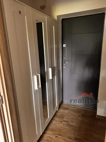 Pronájem bytu 2+kk, Opava, Bílovecká, 60 m2