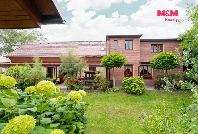 Prodej obchodního prostoru, Bechyně, 340 m2