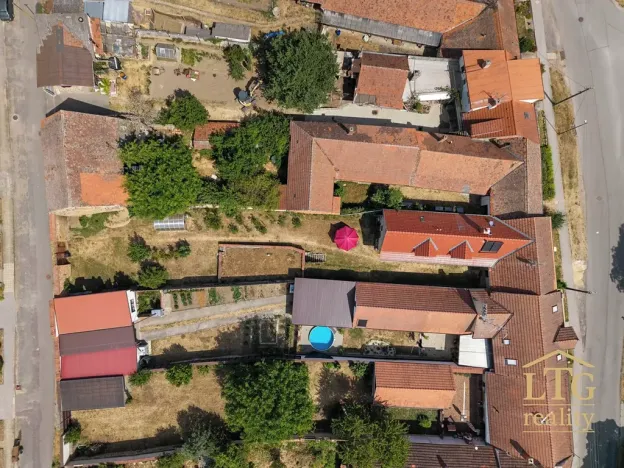 Prodej rodinného domu, Petrovice, 197 m2