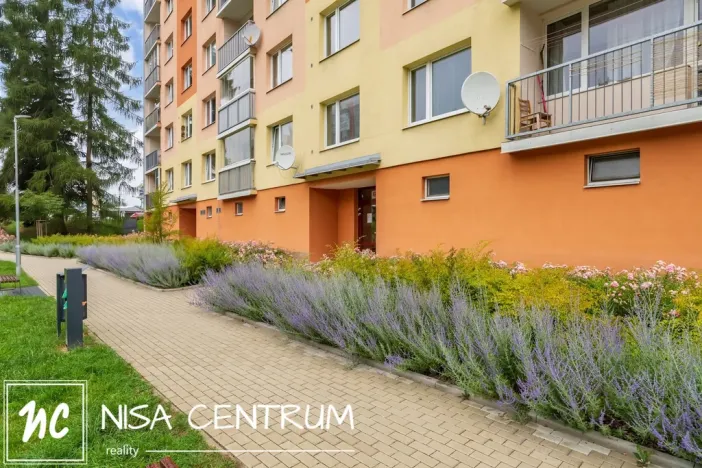 Pronájem bytu 2+kk, Jablonec nad Nisou - Jablonecké Paseky, Jeronýmova, 37 m2